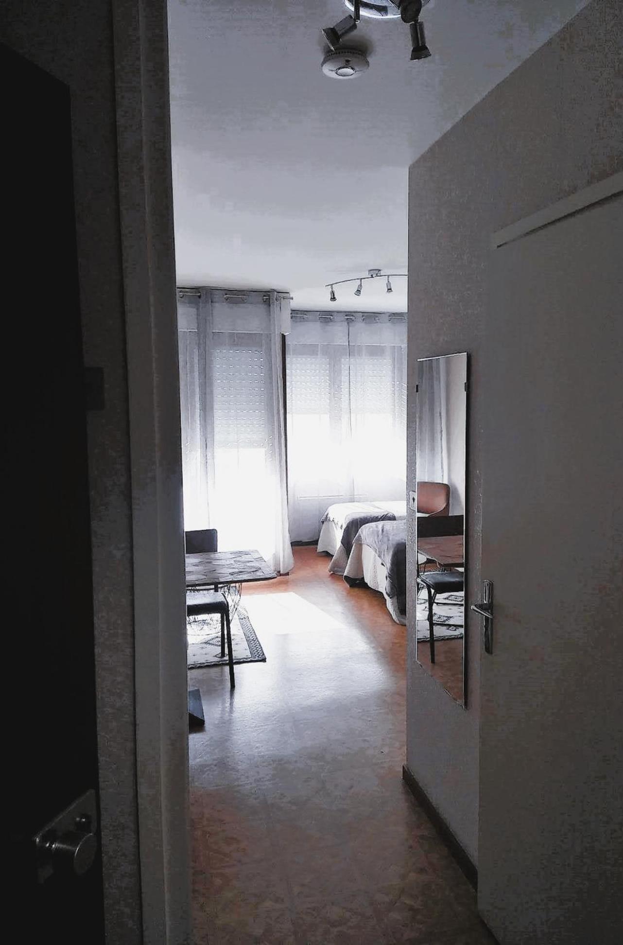 Апартаменты Paisible Studio Avec Agreable Loggia 2 Mn Du Centre Экс-ле-Бен Экстерьер фото